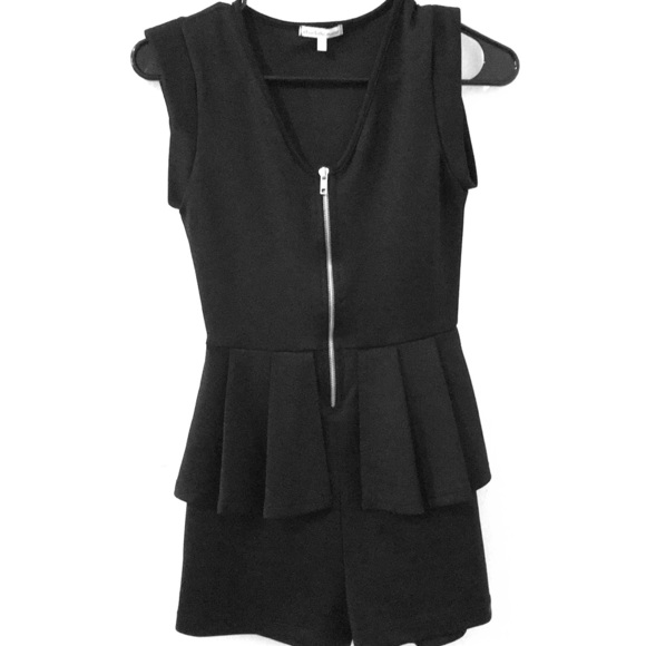 black romper - Picture 1 of 2